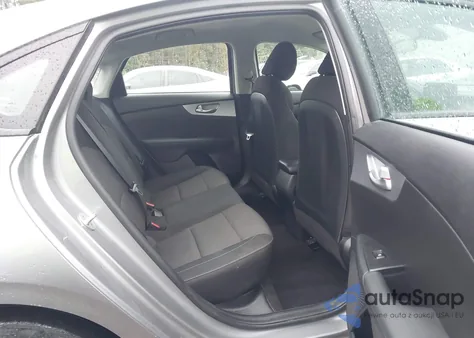 2023 Kia Forte Lxs z USA, uszkodzony, nr VIN 3KPF24ADXPE568108